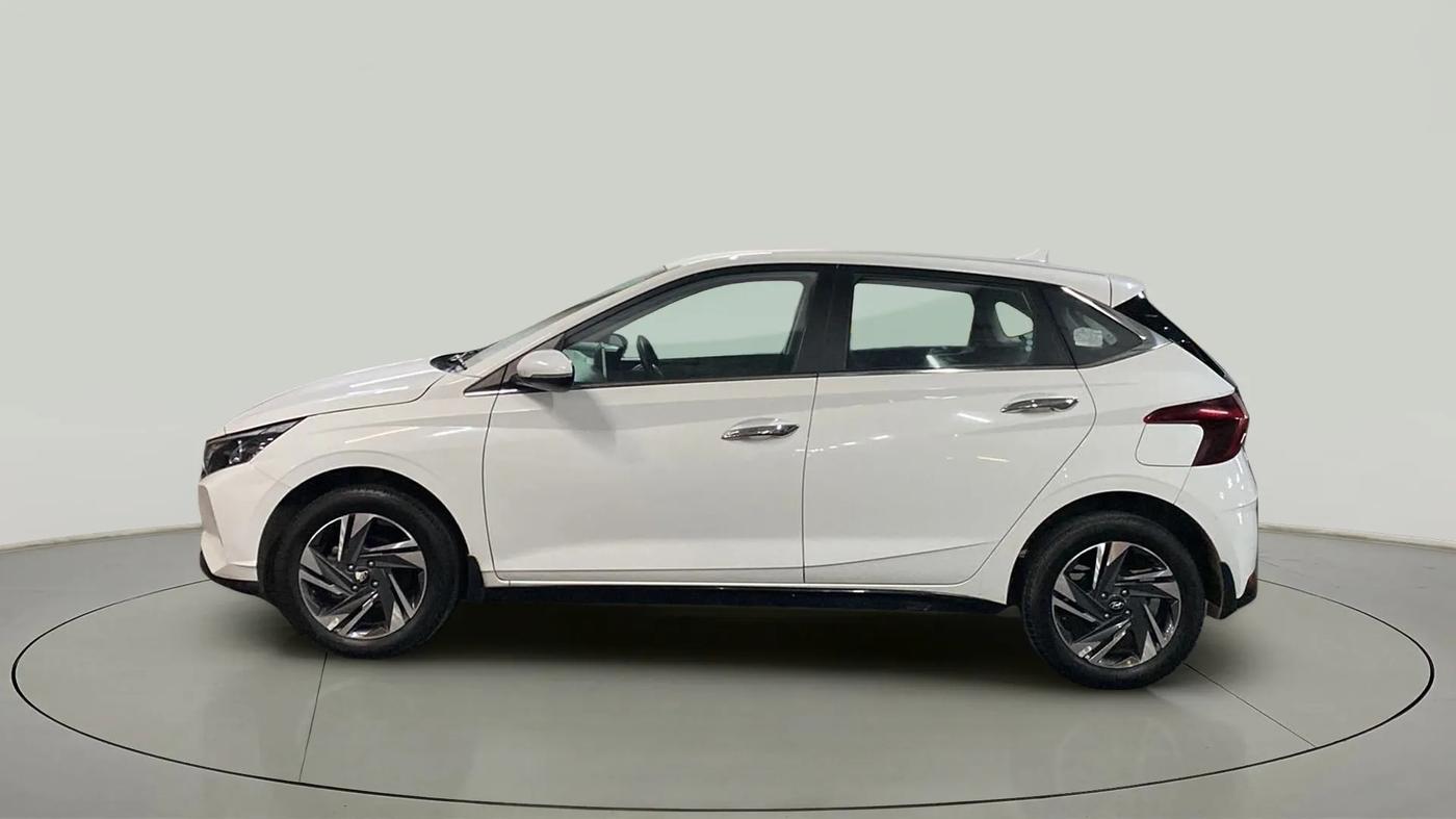 2022 Hyundai NEW I20 ASTA 1.2 MT, Petrol, Manual, 39,897 km, Left Side