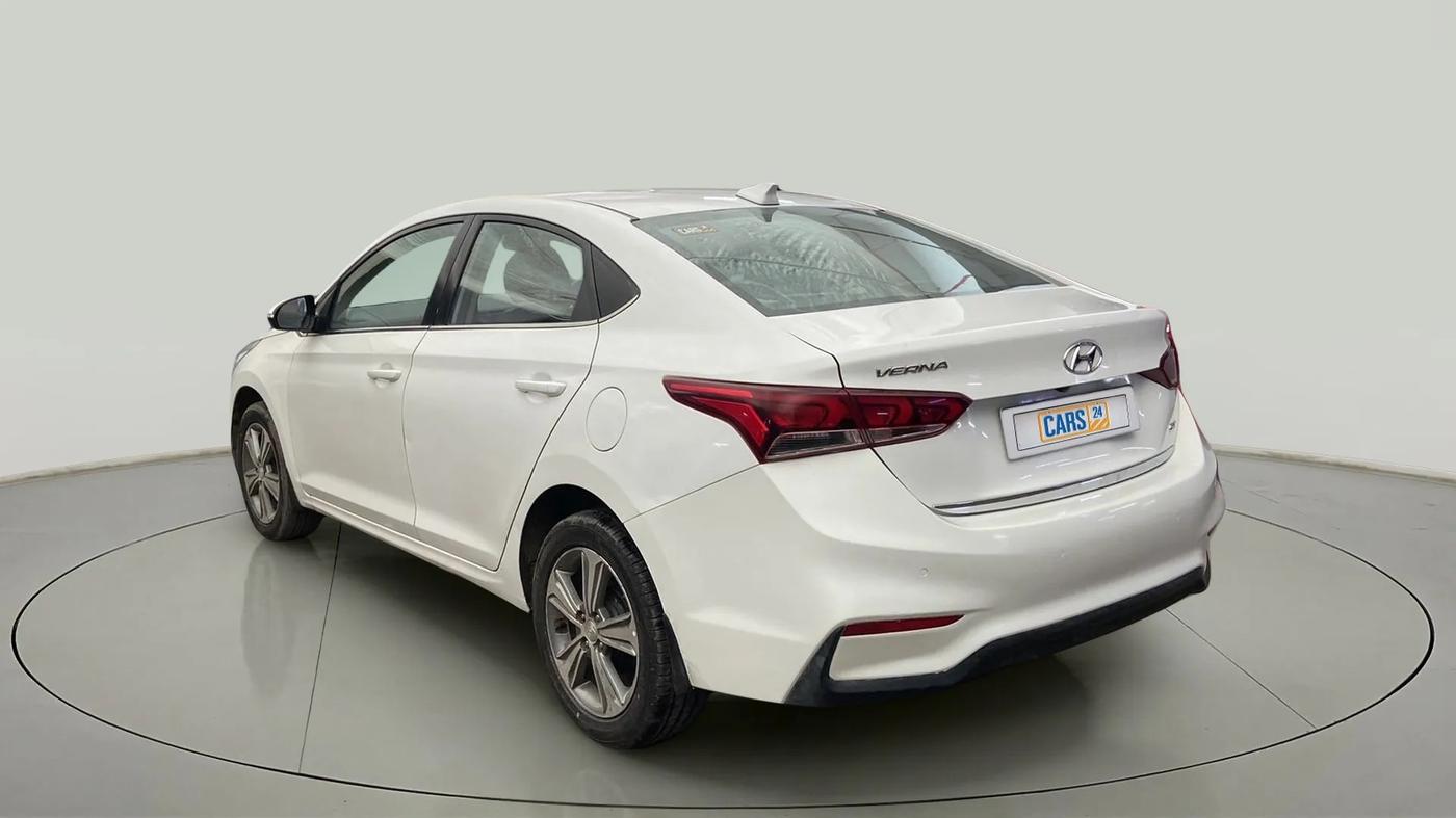 2018 Hyundai Verna 1.6 VTVT SX, Petrol, Manual, 66,936 km, Left Back Diagonal
