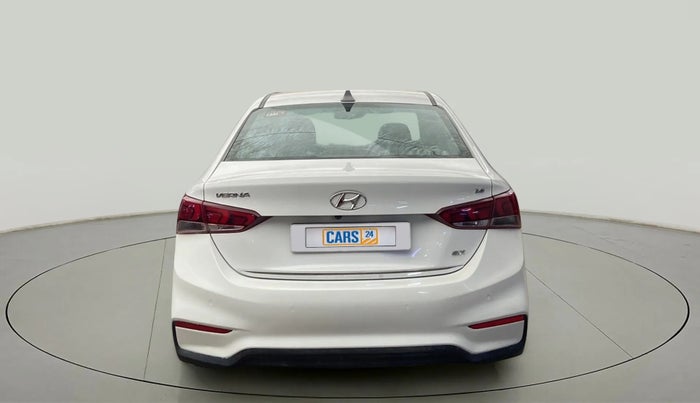 2018 Hyundai Verna 1.6 VTVT SX, Petrol, Manual, 66,936 km, Back/Rear