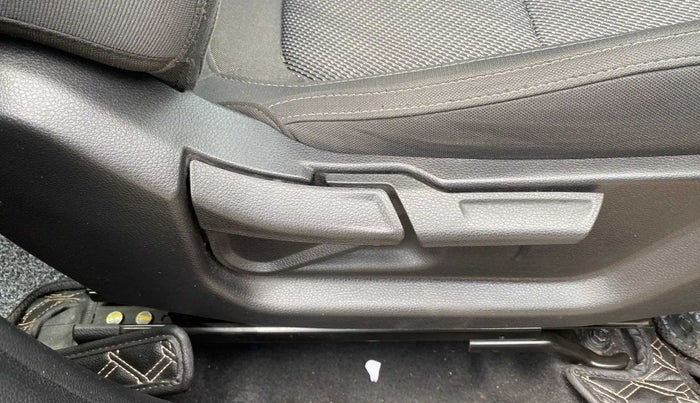 2021 KIA SELTOS HTK PLUS 1.5, Petrol, Manual, 15,693 km, Driver Side Adjustment Panel