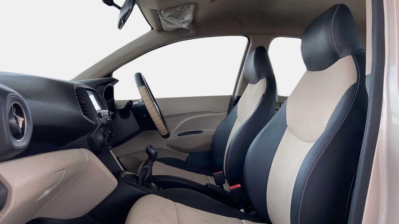 2018 Hyundai NEW SANTRO ASTA MT, Petrol, Manual, 45,939 km, Right Side Front Door Cabin