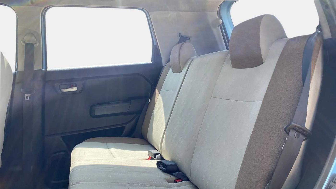 2019 Maruti New Wagon-R VXI (O) 1.0, Petrol, Manual, 49,904 km, Right Side Rear Door Cabin