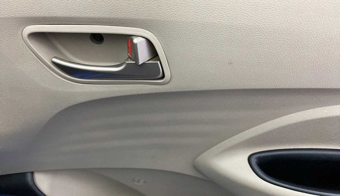 2019 Hyundai NEW SANTRO SPORTZ AMT, Petrol, Automatic, 31,894 km, Driver Side Door Panels Control