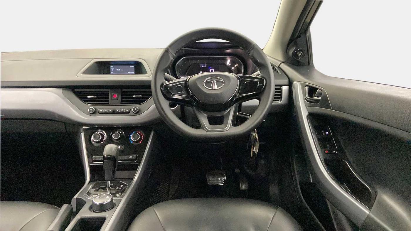 2020 Tata NEXON XMA DIESEL, Diesel, Automatic, 59,866 km, Steering Wheel Close Up