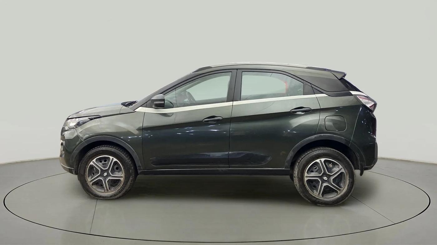 2020 Tata NEXON XMA DIESEL, Diesel, Automatic, 59,866 km, Left Side