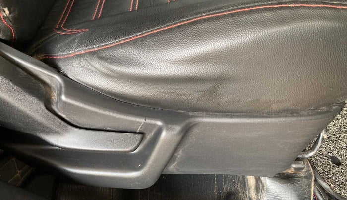 2019 Maruti New Wagon-R VXI 1.0, Petrol, Manual, 53,840 km, Driver Side Adjustment Panel