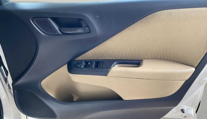2014 Honda City 1.5L I-VTEC E MT, Petrol, Manual, 38,067 km, Driver Side Door Panels Control