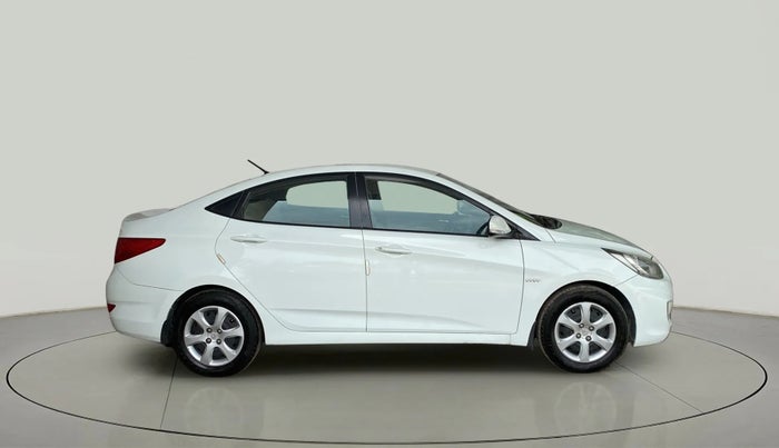 2013 Hyundai Verna FLUIDIC 1.6 VTVT EX, Petrol, Manual, 71,485 km, Right Side View