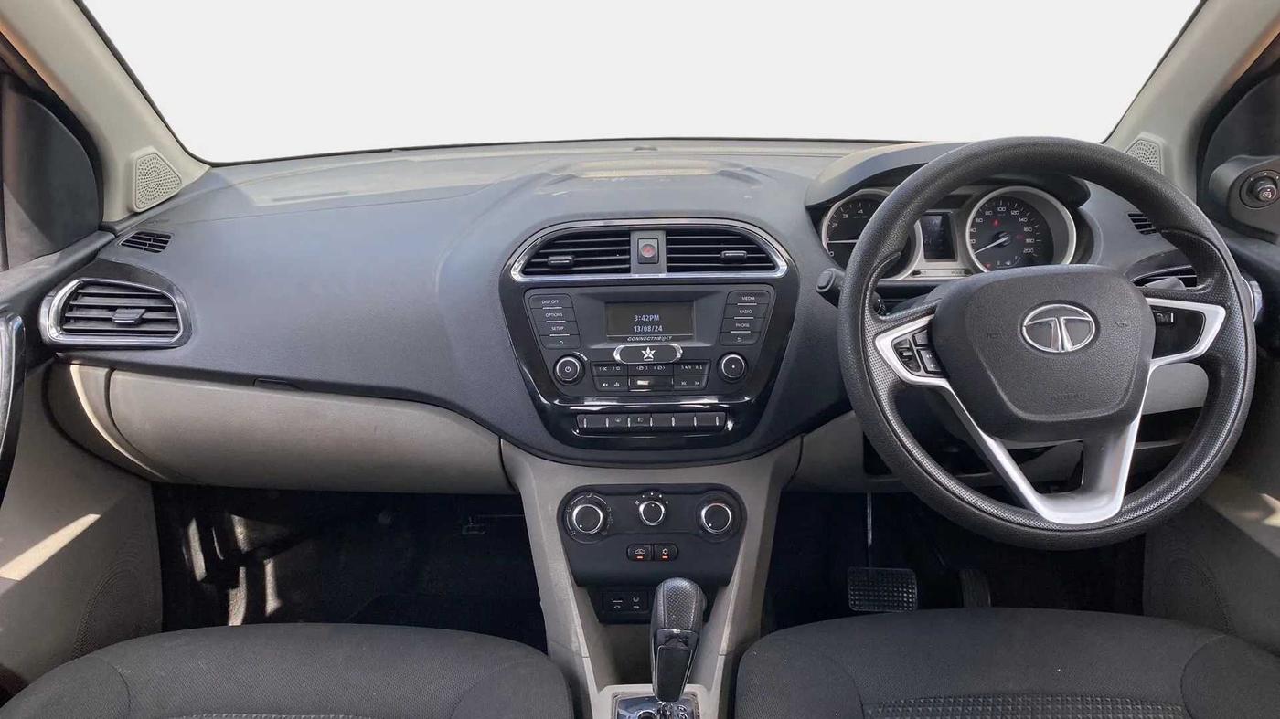2017 Tata Tiago XZA PETROL, Petrol, Automatic, 35,894 km, Dashboard