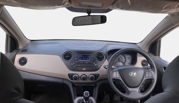 2015 Hyundai Xcent S (O) 1.2, Petrol, Manual, 66,182 km, Dashboard