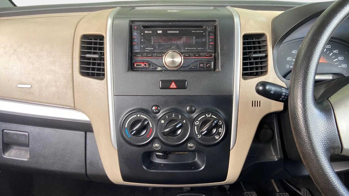 2015 Maruti Wagon R 1.0 LXI, Petrol, Manual, 40,964 km, Air Conditioner