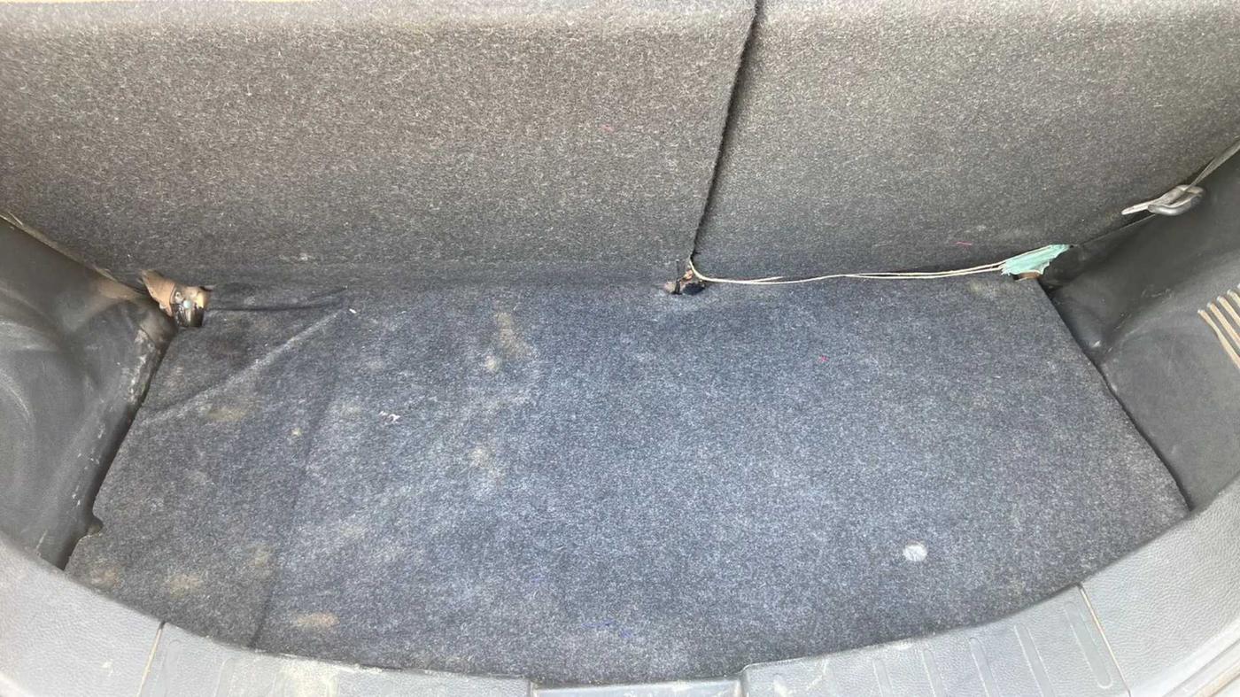 2015 Maruti Wagon R 1.0 LXI, Petrol, Manual, 40,964 km, Boot Inside