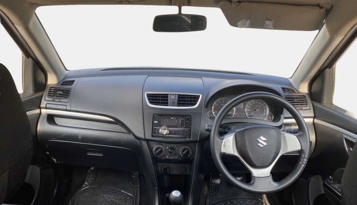 2013 Maruti Swift VXI, Petrol, Manual, 87,105 km, Dashboard