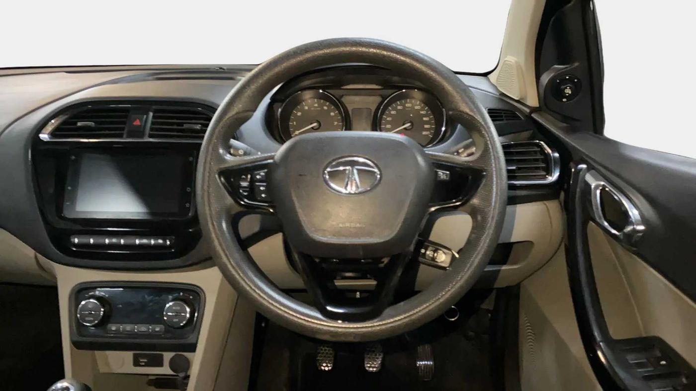 2019 Tata Tiago XZ PLUS PETROL, Petrol, Manual, 65,375 km, Steering Wheel Close Up