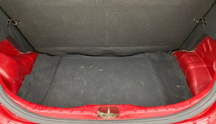 2014 Hyundai Eon D LITE PLUS, Petrol, Manual, 67,615 km, Boot Inside