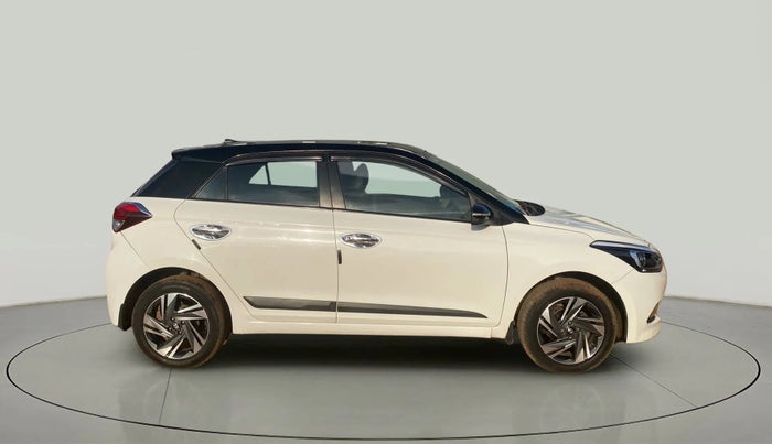 2016 Hyundai Elite i20 ASTA 1.4 CRDI (O), Diesel, Manual, 82,096 km, Right Side View