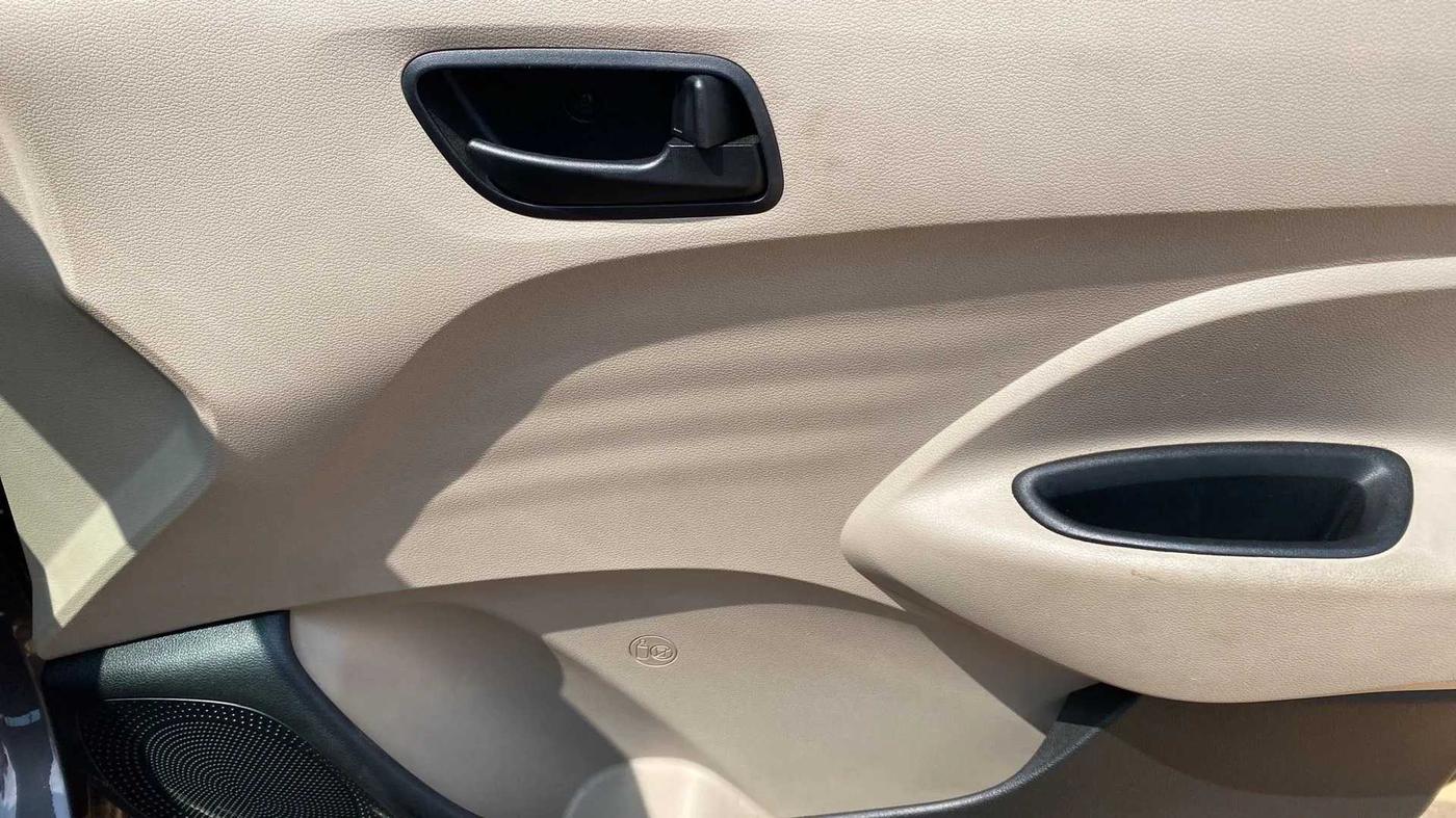 2020 Hyundai NEW SANTRO MAGNA AMT, Petrol, Automatic, 20,128 km, Driver Side Door Panels Control