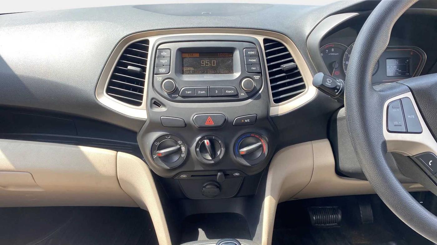2020 Hyundai NEW SANTRO MAGNA AMT, Petrol, Automatic, 20,128 km, Air Conditioner