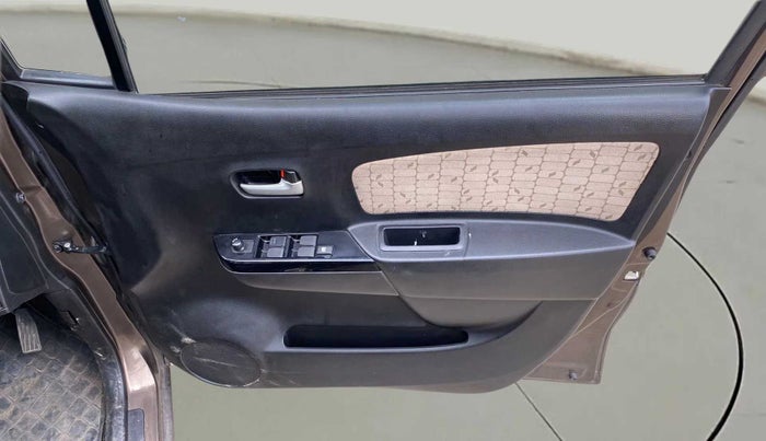 2017 Maruti Wagon R 1.0 VXI AMT, Petrol, Automatic, 16,730 km, Driver Side Door Panels Control