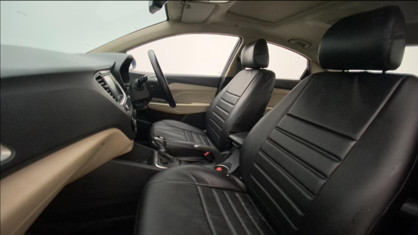 2019 Hyundai Verna 1.6 VTVT SX + AT, Petrol, Automatic, 70,585 km, Right Side Front Door Cabin