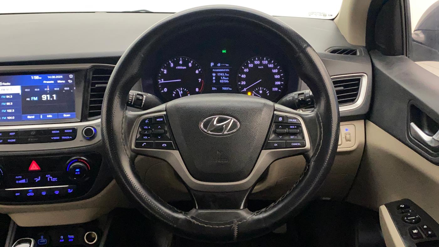 2019 Hyundai Verna 1.6 VTVT SX + AT, Petrol, Automatic, 70,585 km, Steering Wheel Close Up