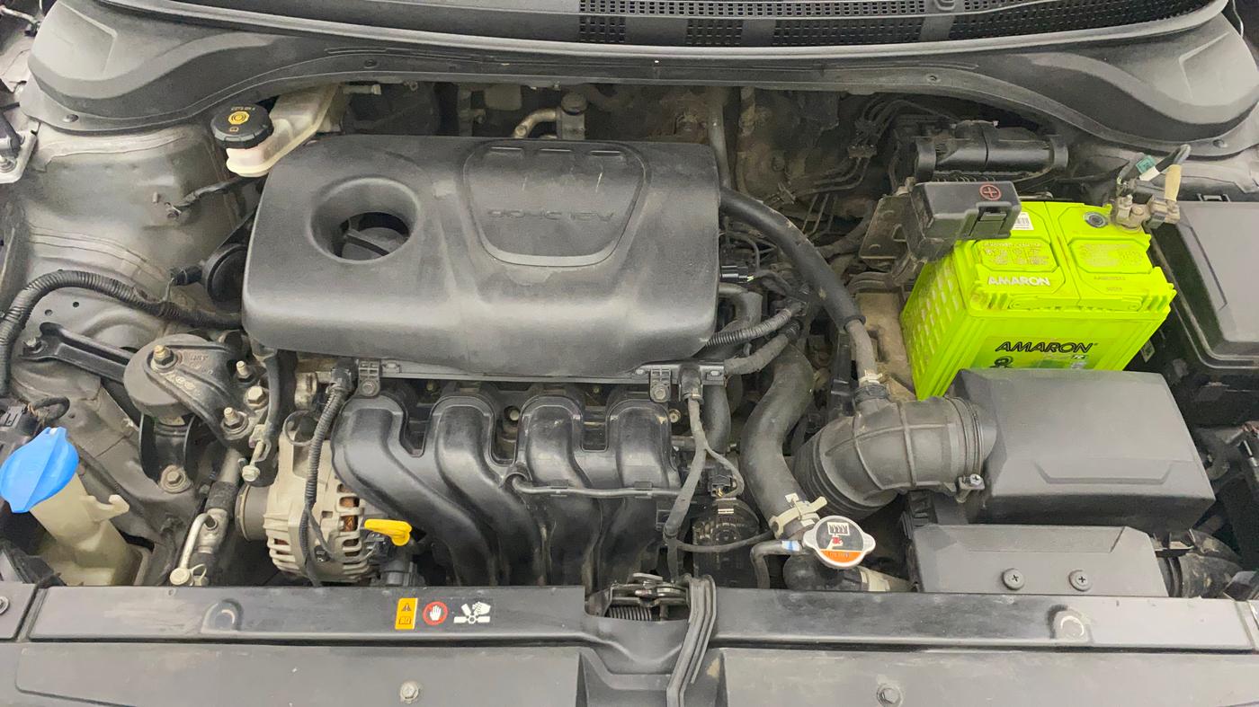 2019 Hyundai Verna 1.6 VTVT SX + AT, Petrol, Automatic, 70,585 km, Open Bonet