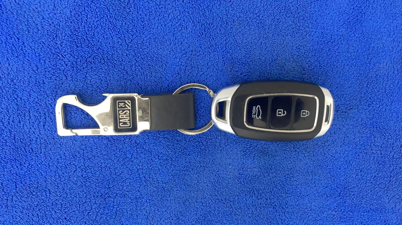 2019 Hyundai Verna 1.6 VTVT SX + AT, Petrol, Automatic, 70,585 km, Key Close Up