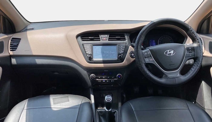 2017 Hyundai Elite i20 ASTA 1.2 (O), Petrol, Manual, 85,988 km, Dashboard