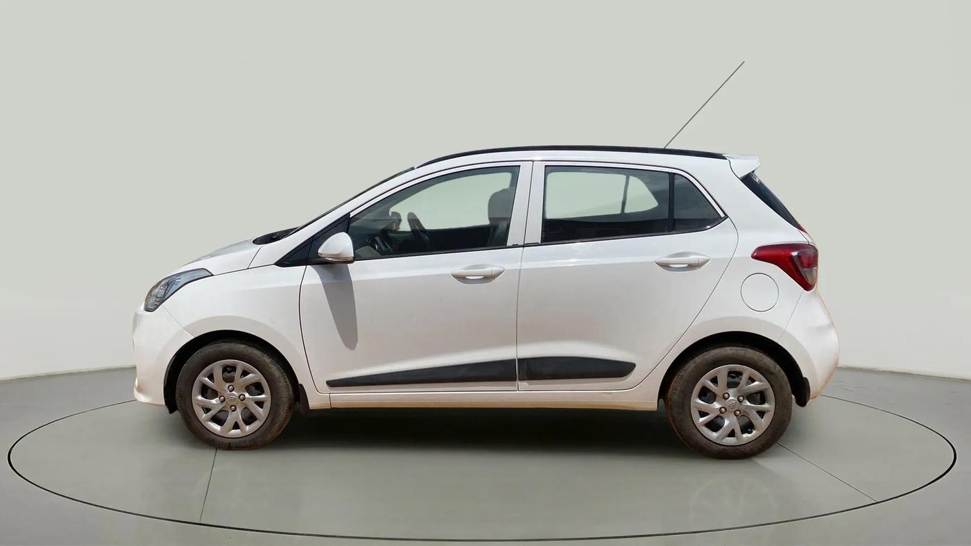 2019 Hyundai Grand i10 SPORTZ 1.2 KAPPA VTVT, Petrol, Manual, 65,226 km, Left Side