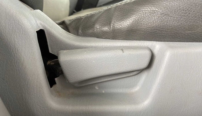 2012 Maruti Alto K10 VXI, Petrol, Manual, 32,167 km, Driver Side Adjustment Panel