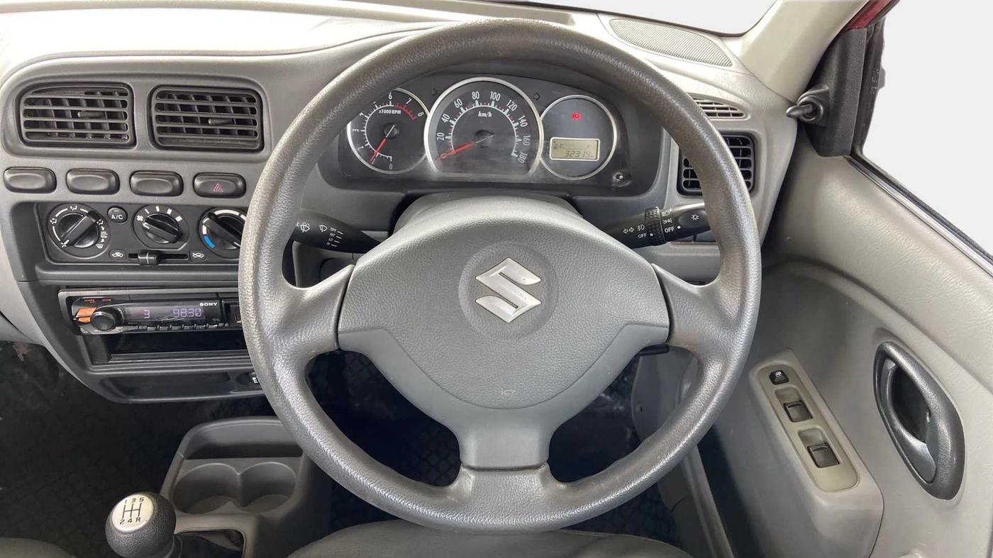 2012 Maruti Alto K10 VXI, Petrol, Manual, 32,167 km, Steering Wheel Close Up