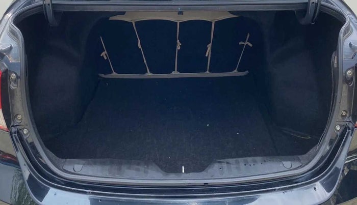2018 Maruti Ciaz SIGMA 1.4 MT PETROL, Petrol, Manual, 24,018 km, Boot Inside