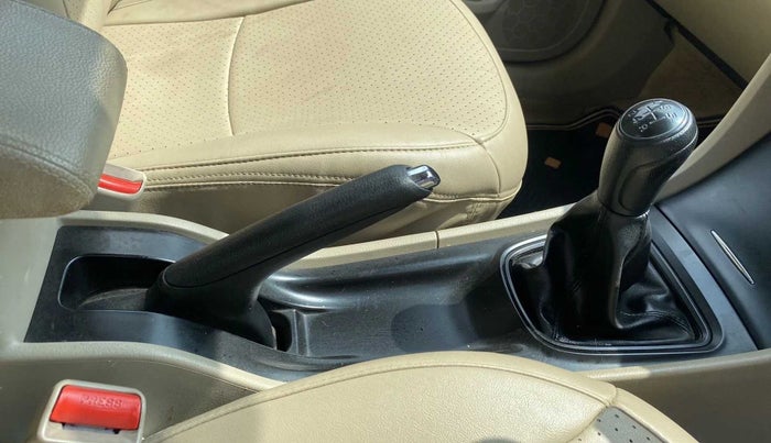 2018 Maruti Ciaz SIGMA 1.4 MT PETROL, Petrol, Manual, 24,018 km, Gear Lever