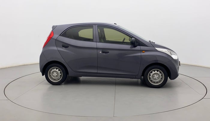 2017 Hyundai Eon ERA +, Petrol, Manual, 18,329 km, Right Side View