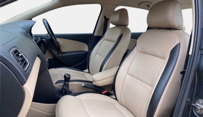 2017 Volkswagen Ameo HIGHLINE1.5L, CNG, Manual, 1,08,064 km, Right Side Front Door Cabin