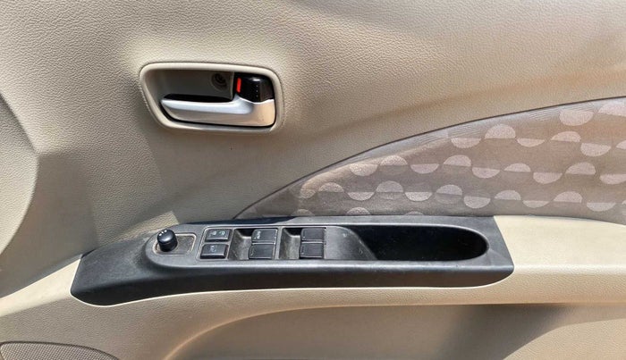 2017 Maruti Celerio ZXI, Petrol, Manual, 38,004 km, Driver Side Door Panels Control