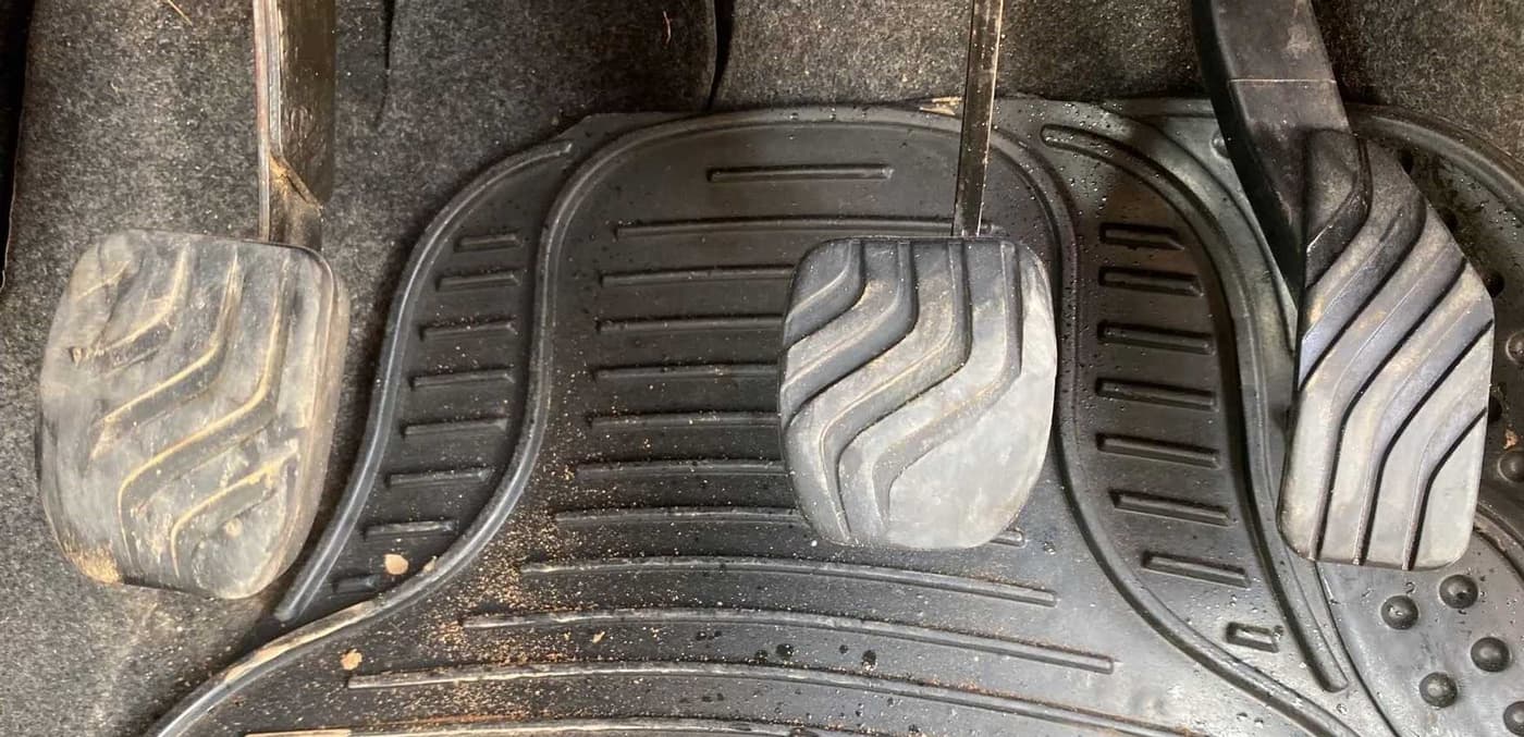 2018 Renault Kwid RXL, Petrol, Manual, 90,747 km, Pedals