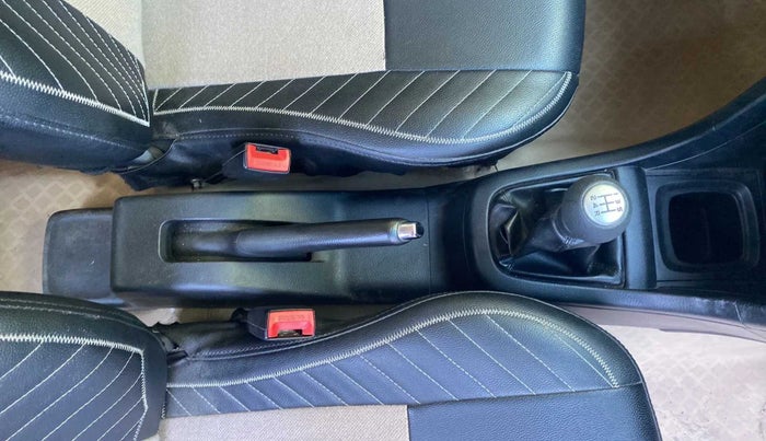 2015 Maruti Swift VXI, Petrol, Manual, 79,699 km, Gear Lever