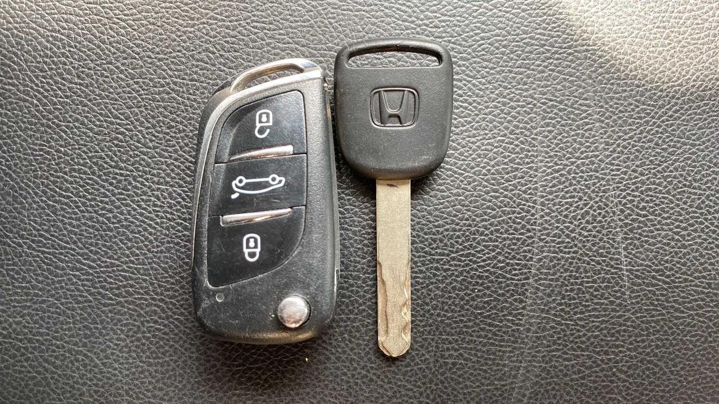 2019 Honda WR-V 1.2L I-VTEC VX MT, Petrol, Manual, 29,923 km, Key Close Up