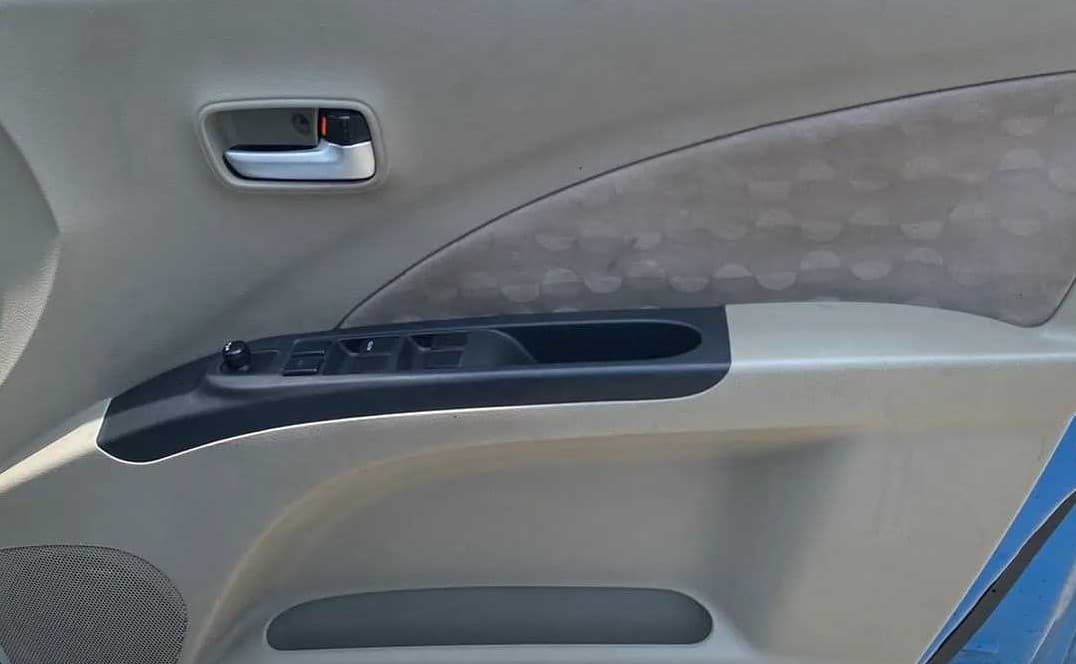 2017 Maruti Celerio ZXI, Petrol, Manual, 60,055 km, Driver Side Door Panels Control
