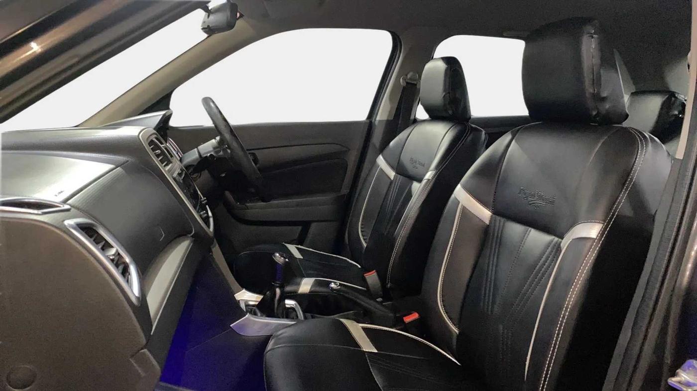2016 Maruti Vitara Brezza VDI (O), Diesel, Manual, 1,14,019 km, Right Side Front Door Cabin