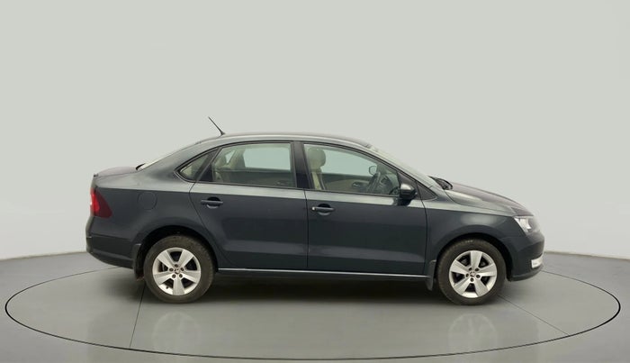 2017 Skoda Rapid AMBITION 1.6 MPI MT, Petrol, Manual, 24,305 km, Right Side View