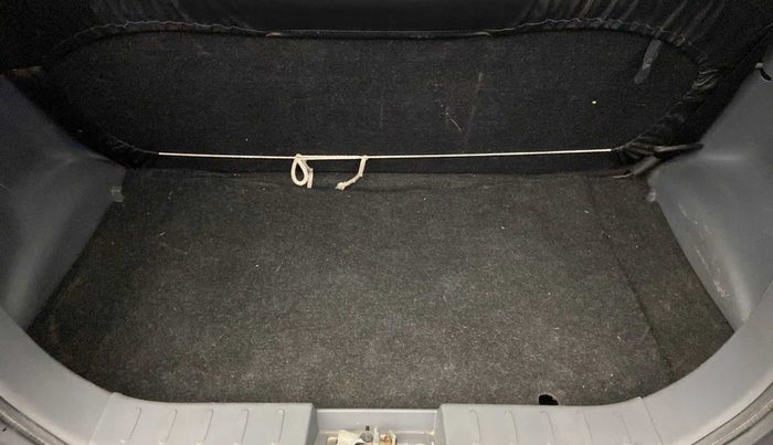 2016 Maruti Alto 800 LXI, Petrol, Manual, 29,437 km, Boot Inside