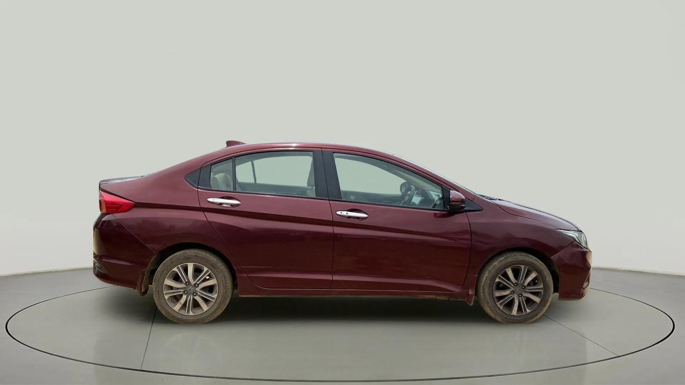 2017 Honda City 1.5L I-VTEC V MT, Petrol, Manual, 1,15,479 km, Right Side View