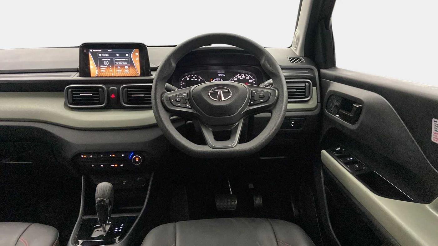 2022 Tata PUNCH  ACCOMPLISHED AMT CAMO EDITION, Petrol, Automatic, 24,589 km, Steering Wheel Close Up