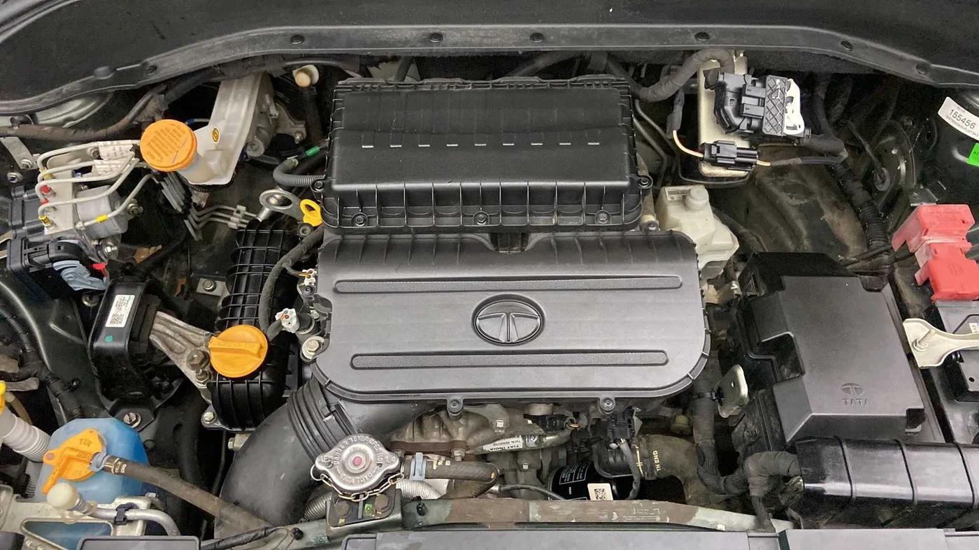 2022 Tata PUNCH  ACCOMPLISHED AMT CAMO EDITION, Petrol, Automatic, 24,589 km, Open Bonet