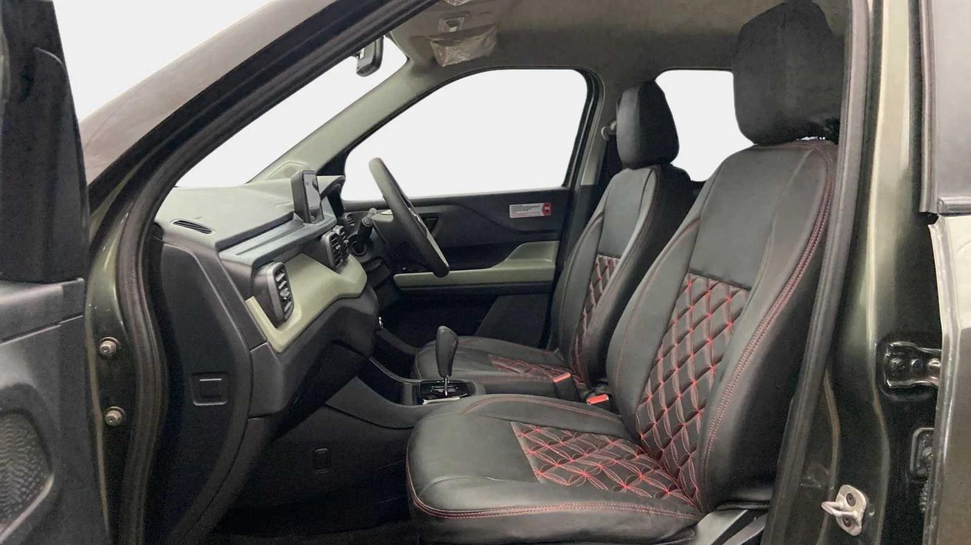 2022 Tata PUNCH  ACCOMPLISHED AMT CAMO EDITION, Petrol, Automatic, 24,589 km, Right Side Front Door Cabin