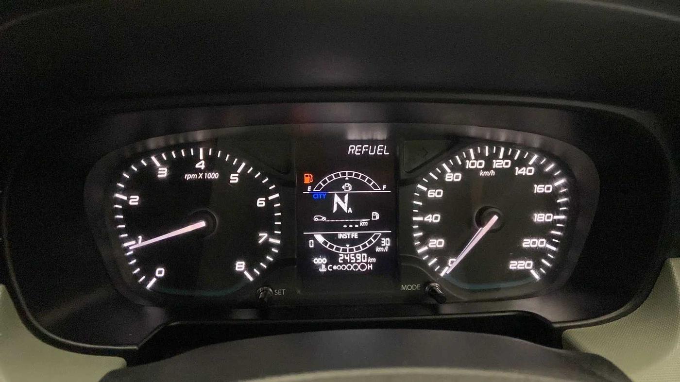 2022 Tata PUNCH  ACCOMPLISHED AMT CAMO EDITION, Petrol, Automatic, 24,589 km, Odometer Image