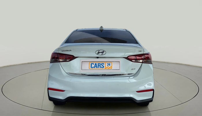 2019 Hyundai Verna 1.6 VTVT SX, Petrol, Manual, 40,668 km, Back/Rear