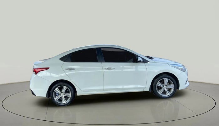 2019 Hyundai Verna 1.6 VTVT SX, Petrol, Manual, 40,668 km, Right Side View